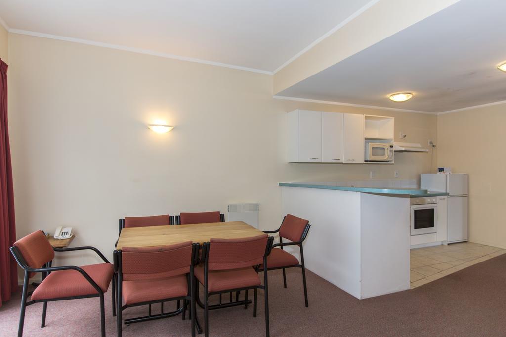 Fernhill Motor Lodge Lower Hutt Εξωτερικό φωτογραφία