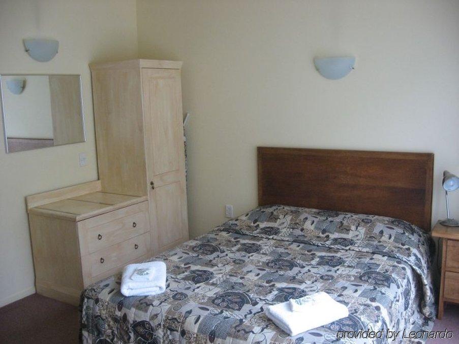 Fernhill Motor Lodge Lower Hutt Δωμάτιο φωτογραφία